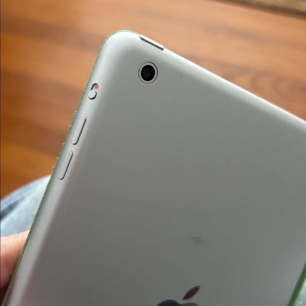iPad Mini (1st gen) white 16GB